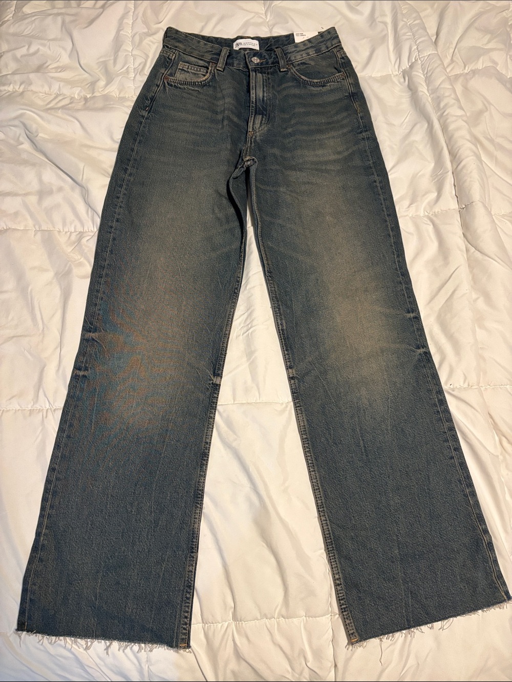 Women’s Wide-Leg Jeans in Faded Dark Blue